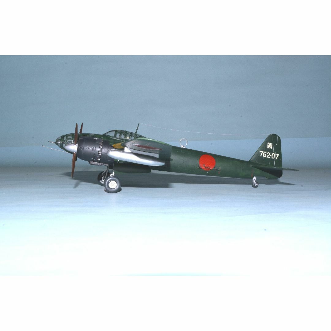 [完成品]1/72 日本海軍 陸上爆撃機 『銀河』11型　電探装備機 エンタメ/ホビーのおもちゃ/ぬいぐるみ(模型/プラモデル)の商品写真