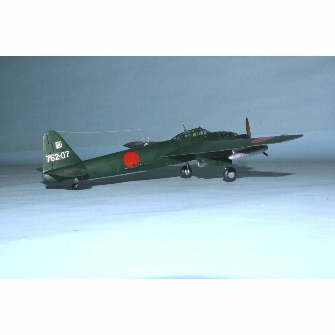 [完成品]1/72 日本海軍 陸上爆撃機 『銀河』11型　電探装備機 エンタメ/ホビーのおもちゃ/ぬいぐるみ(模型/プラモデル)の商品写真