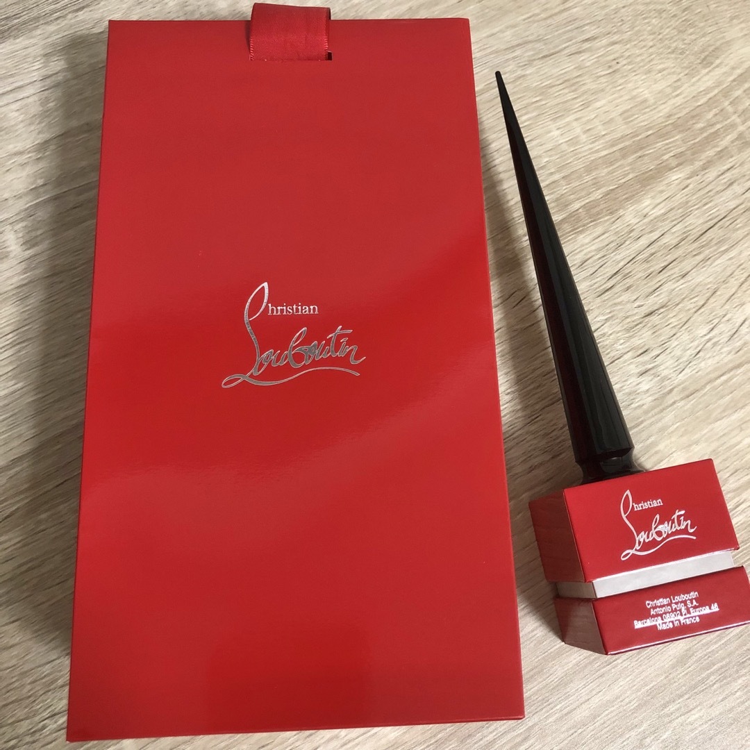 Christian Louboutin(クリスチャンルブタン)の【新品】Christian Louboutin ネイルカラー コスメ/美容のネイル(マニキュア)の商品写真