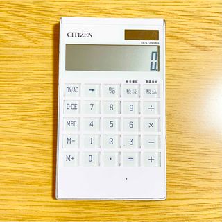 シチズン(CITIZEN)の美品 太陽光充電 CCH522 シチズン　デザイン電卓　DES1200WH(オフィス用品一般)