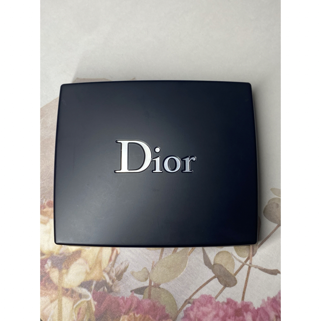 Dior(ディオール)のDior サンククルールクチュール869 コスメ/美容のベースメイク/化粧品(アイシャドウ)の商品写真