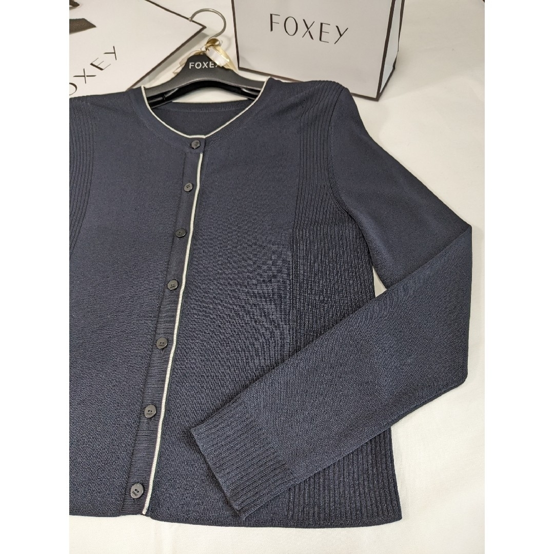 FOXEY(フォクシー)のFOXEY☆The Nicola Cardigan レーヨン混38 Rene レディースのトップス(カーディガン)の商品写真