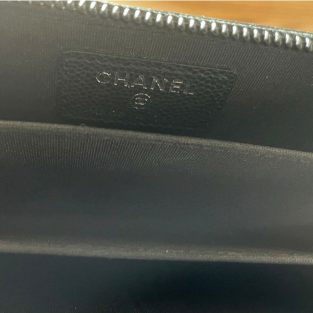 CHANEL(シャネル)のボーイシャネル コインケース シルバー金具 キャビアスキン シャネル レディースのファッション小物(コインケース)の商品写真