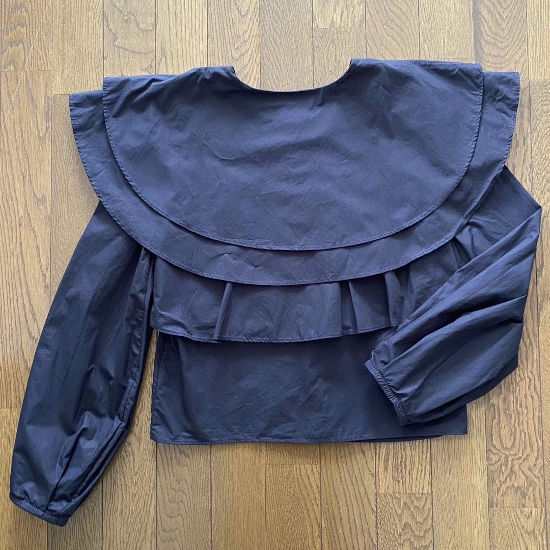 ZARA(ザラ)のZARA フリルブラウス レディースのトップス(シャツ/ブラウス(長袖/七分))の商品写真