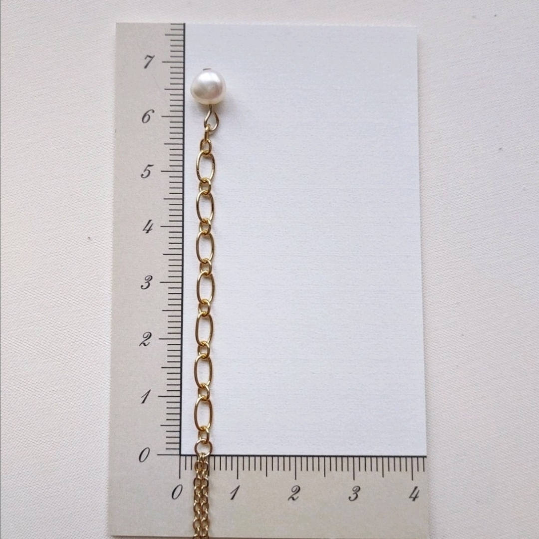 上品カジュアル淡水パールネックレス 淡水パール ブライダル シンプル ゴールド ハンドメイドのアクセサリー(ネックレス)の商品写真