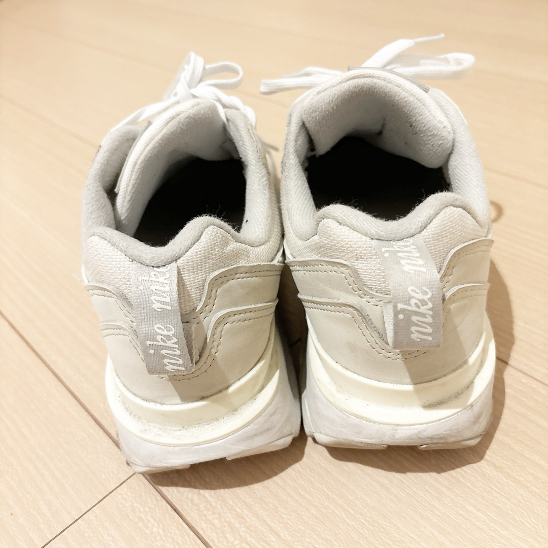 emmi(エミ)のNIKE W AIR MAX DAWN スニーカー レディースの靴/シューズ(スニーカー)の商品写真