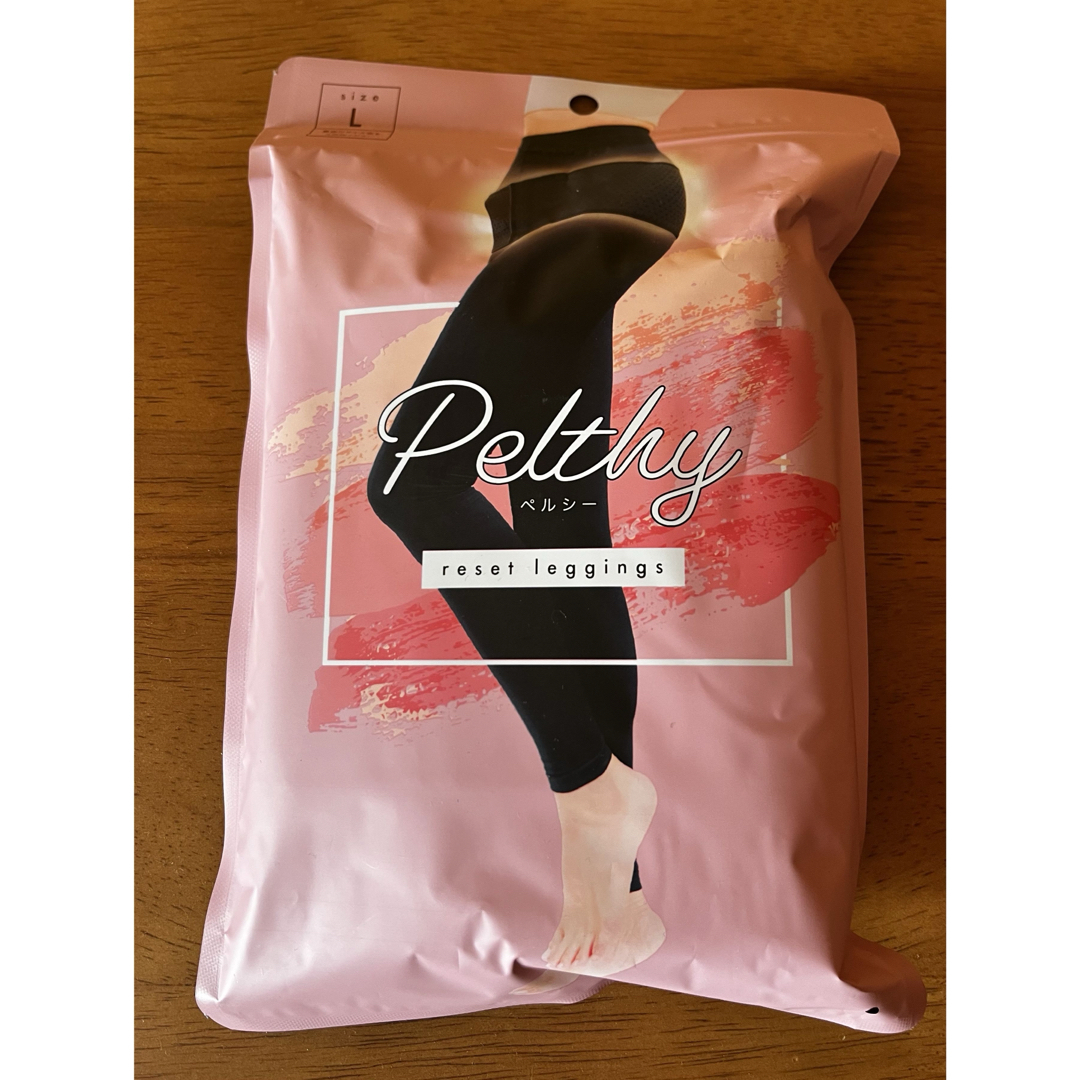 Pelthy reset leggings レディースのレッグウェア(レギンス/スパッツ)の商品写真