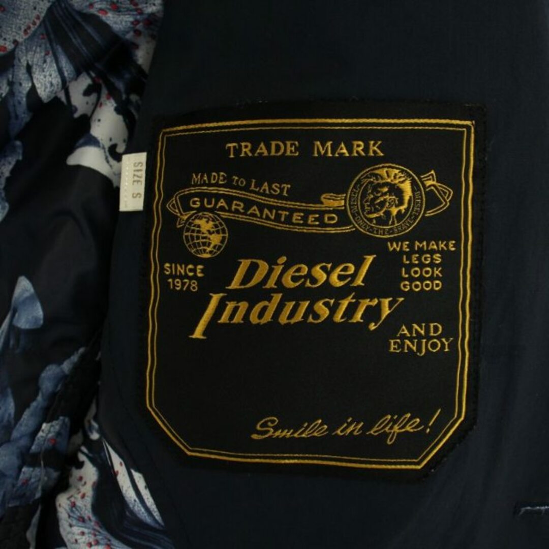 DIESEL(ディーゼル)のDIESEL テーラードジャケット 総裏地 シングル 2B 裏地総柄 S 紺 メンズのジャケット/アウター(テーラードジャケット)の商品写真