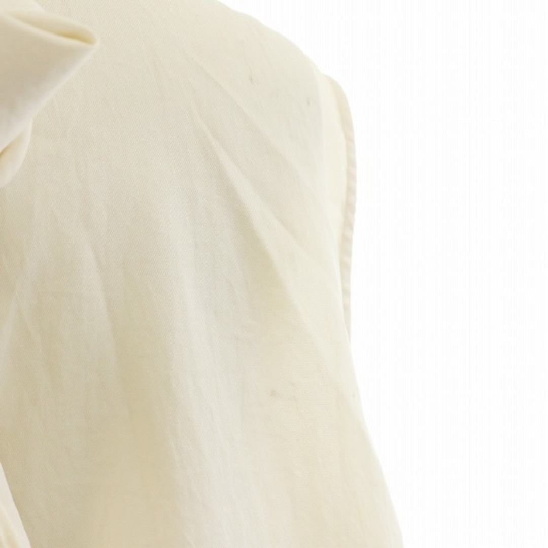 Noble(ノーブル)のノーブル ノースリーブシャツ ブラウス リボン モックネック F アイボリー レディースのトップス(シャツ/ブラウス(半袖/袖なし))の商品写真
