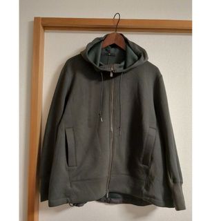 ユニクロ(UNIQLO)の+J ユニクロ　ドライスウェットパーカー　XXL(パーカー)