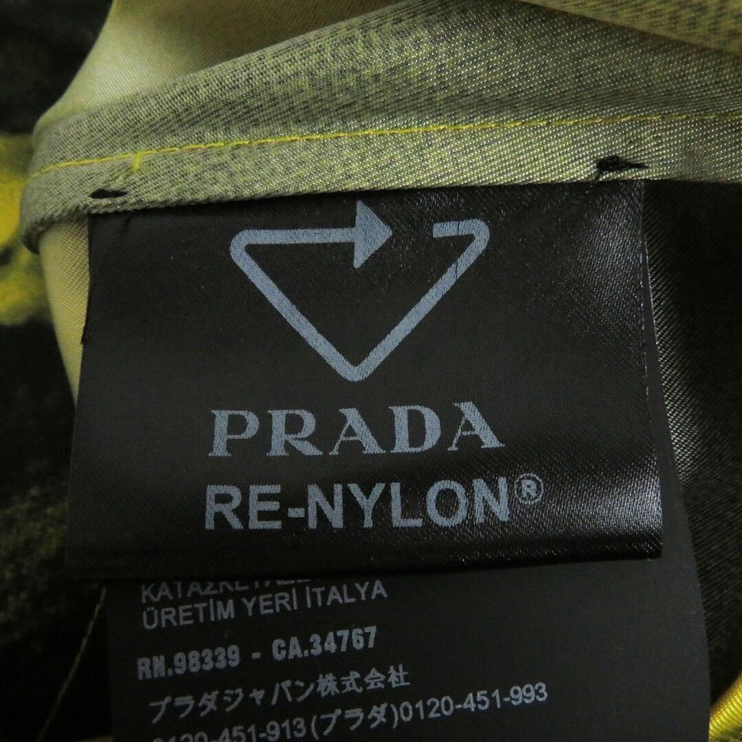 PRADA(プラダ)の未使用品□22SS PRADA/プラダ SC513 トライアングルロゴ/三角プレート RE-NYLON プリントデザイン オープンカラーシャツ 黄色 M 伊製 正規 メンズのトップス(シャツ)の商品写真