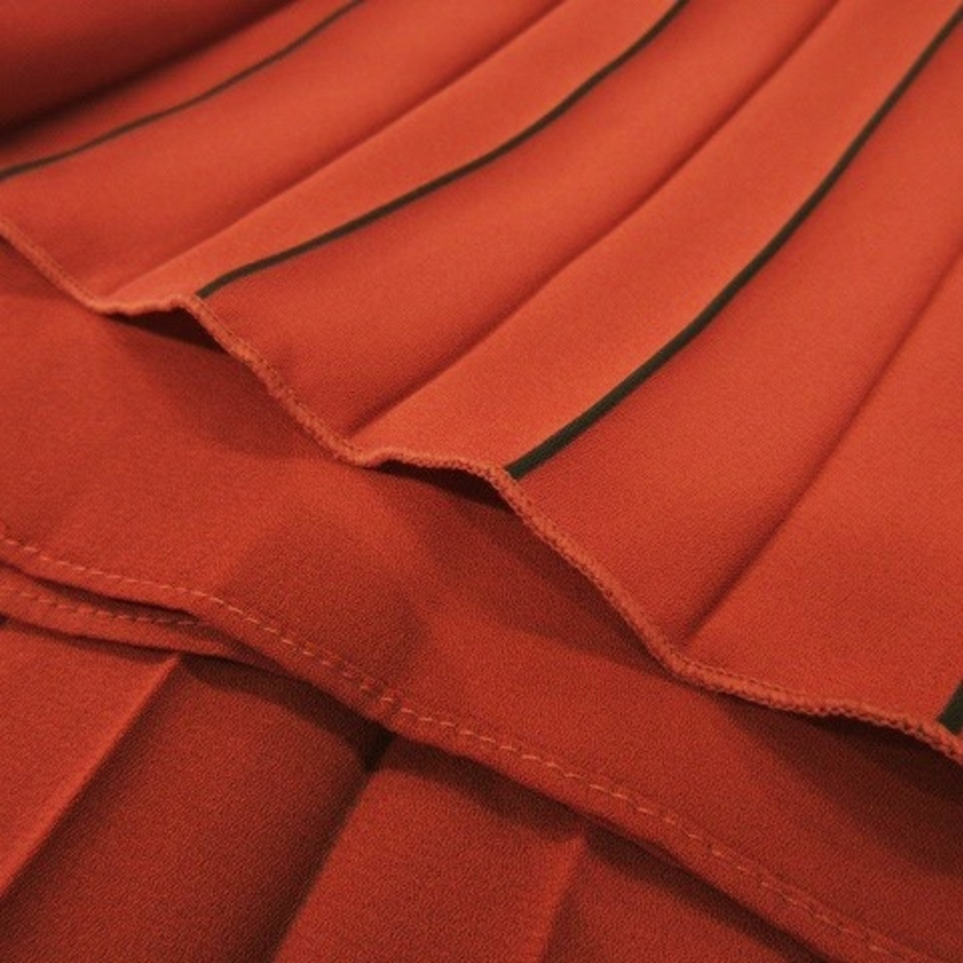 TOMMY HILFIGER(トミーヒルフィガー)のトミーヒルフィガー スカート プリーツ ロング ライン ストライプ 2 赤 レディースのスカート(ロングスカート)の商品写真