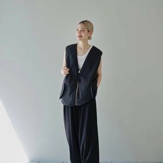 トゥデイフル(TODAYFUL)のTODAYFUL Vneck Nylon Vest(ベスト/ジレ)