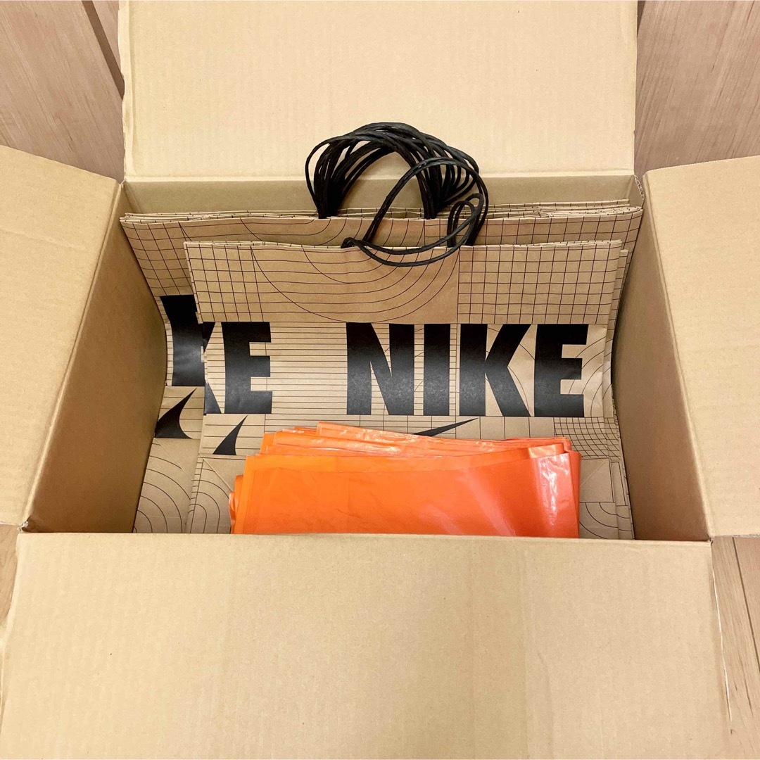 NIKE(ナイキ)の再値下げ NIKE ナイキ 紙袋 ショップ袋 ショッピングバッグ 各種セット レディースのバッグ(ショップ袋)の商品写真