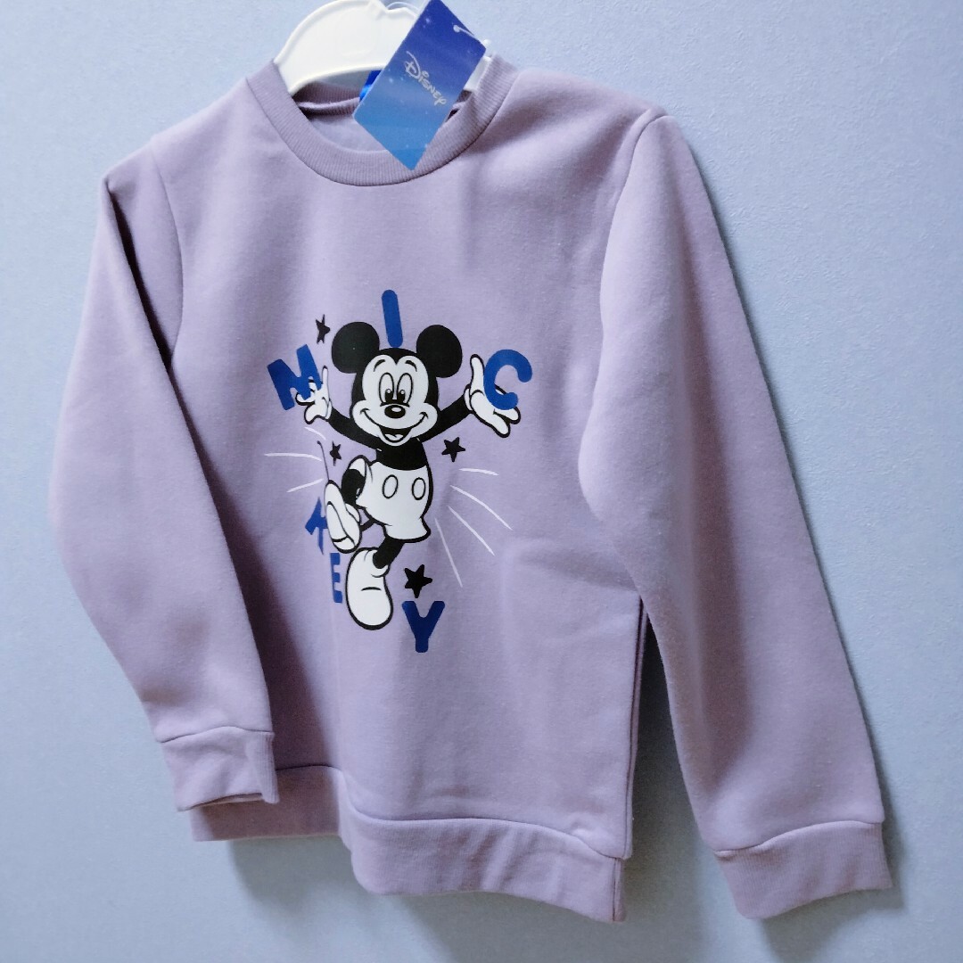Disney(ディズニー)の新品タグ付き　120　男の子　女の子　ミッキー　ミッキーマウス　長袖　トレーナー キッズ/ベビー/マタニティのキッズ服男の子用(90cm~)(Tシャツ/カットソー)の商品写真