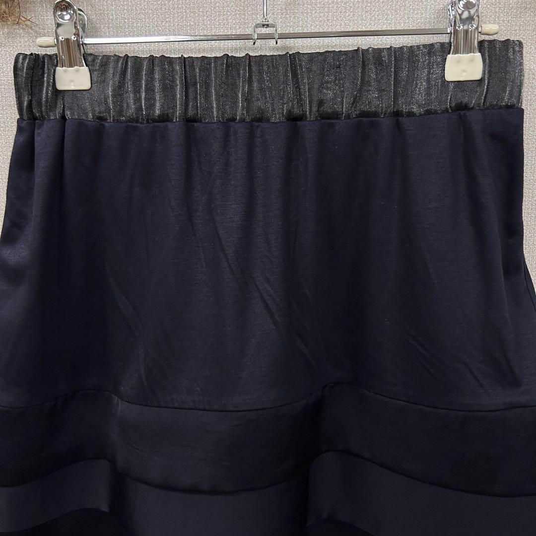 Ballsey(ボールジィ)の【ボールジィ】 膝丈スカート ティアードスカート ウエストゴム (36) 光沢感 レディースのスカート(ひざ丈スカート)の商品写真