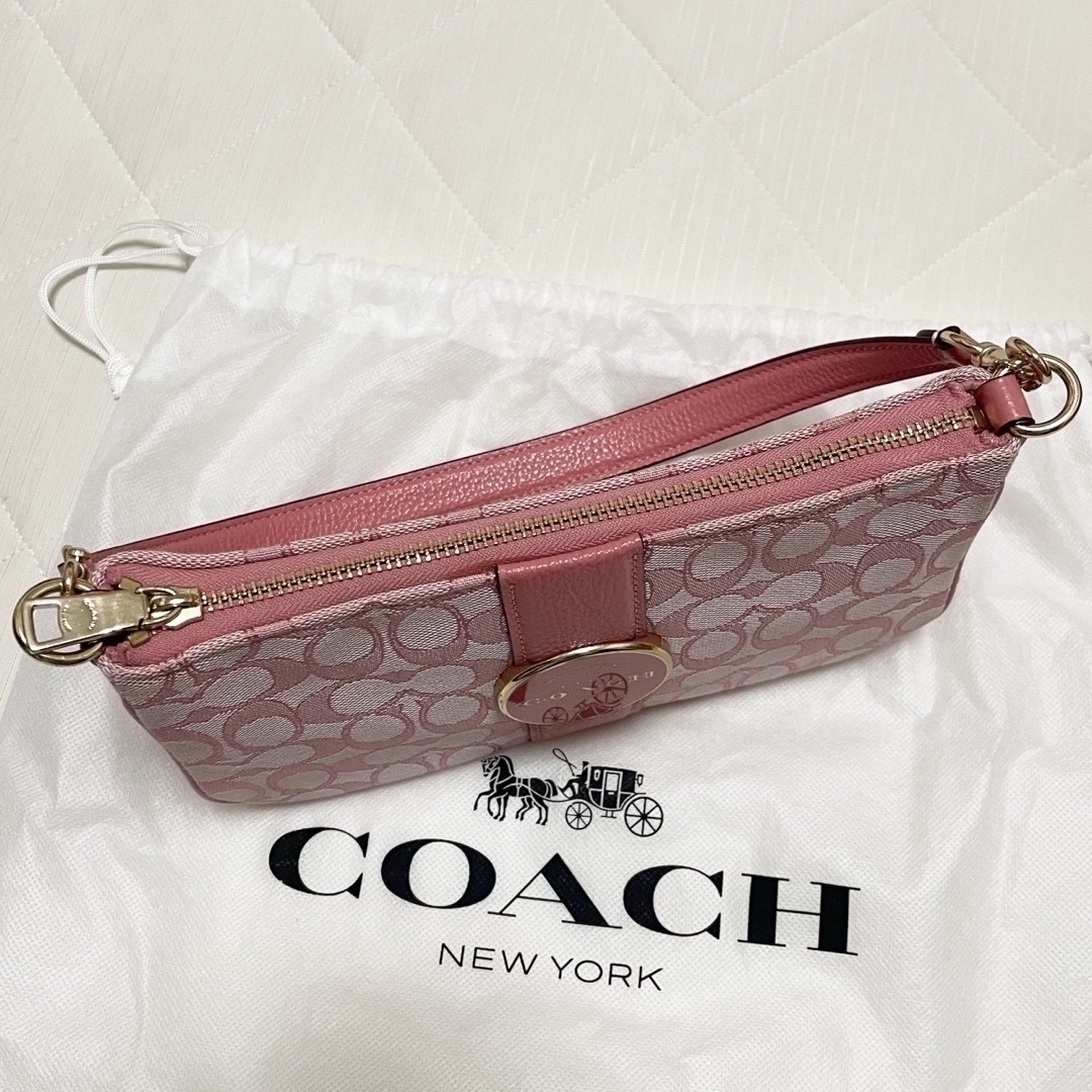 COACH(コーチ)のCOACH コーチ バッグ ショルダーバッグ ハンドバック  ピンク ロゴ レディースのバッグ(ショルダーバッグ)の商品写真