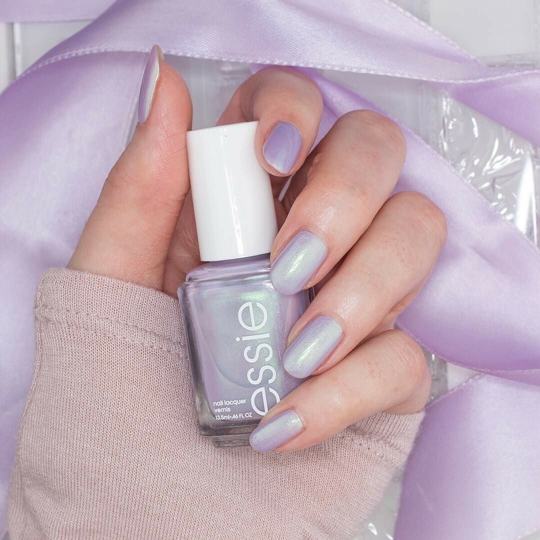 Essie(エッシー)の【レアカラー】essie  1548  tiers of joy コスメ/美容のネイル(マニキュア)の商品写真