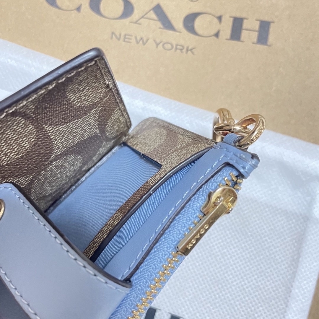 COACH(コーチ)の〜ちー様専用〜コーチ COACH  シグネチャー カード ケース 財布  レディースのファッション小物(財布)の商品写真