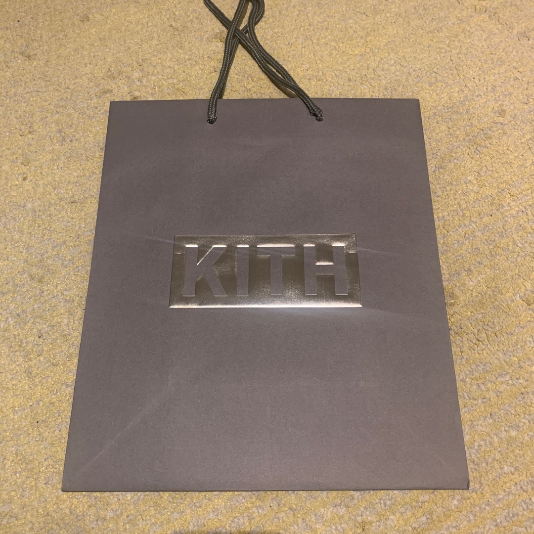 KITH ショップ袋 レディースのバッグ(ショップ袋)の商品写真