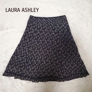 ローラアシュレイ(LAURA ASHLEY)のローラアシュレイ フレアスカート   黒 花柄 size９(ひざ丈スカート)