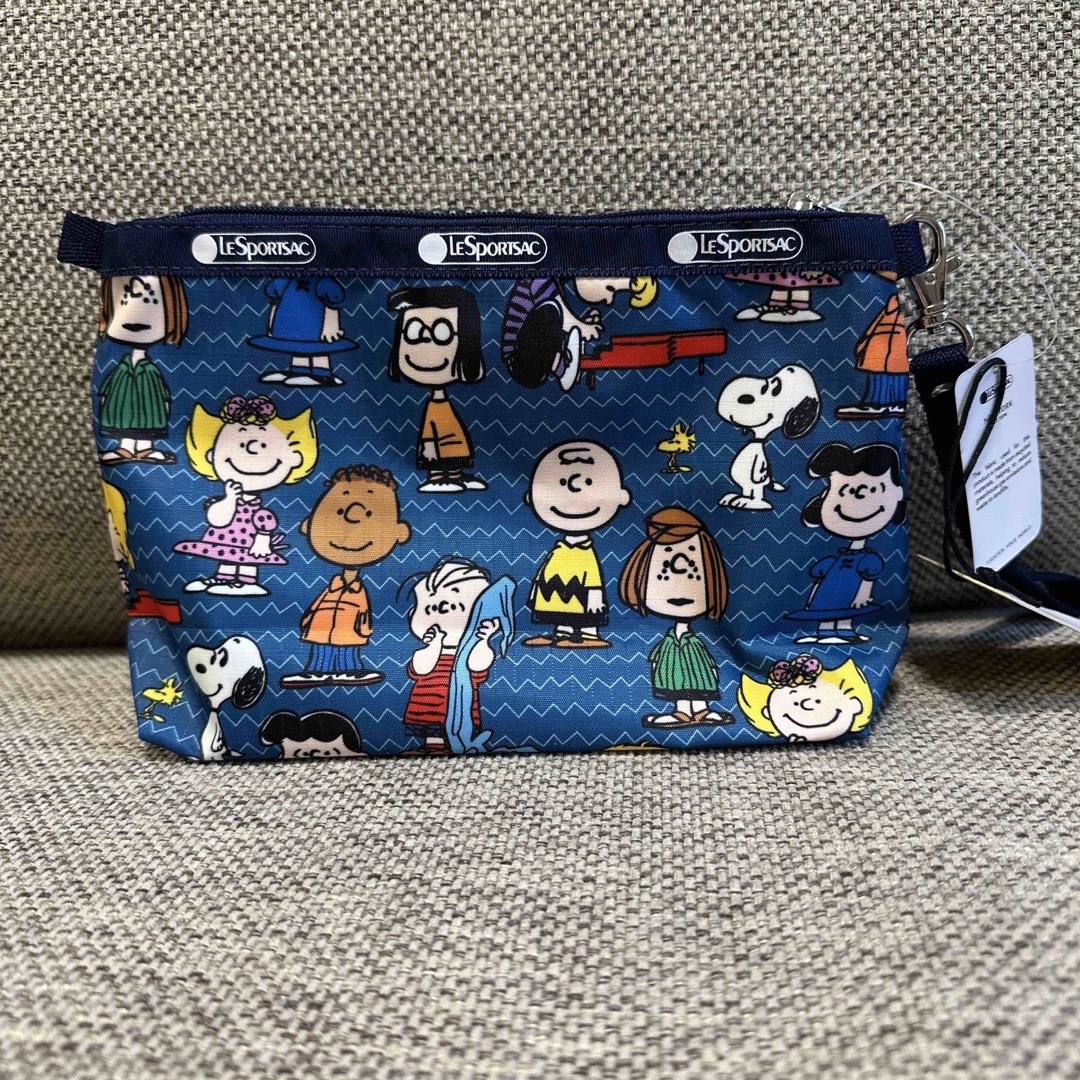 LeSportsac(レスポートサック)のレスポートサック　スヌーピー　2段　ポーチ　 レディースのファッション小物(ポーチ)の商品写真