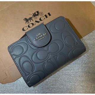 コーチ(COACH) 財布(レディース)（グレー/灰色系）の通販 400点以上