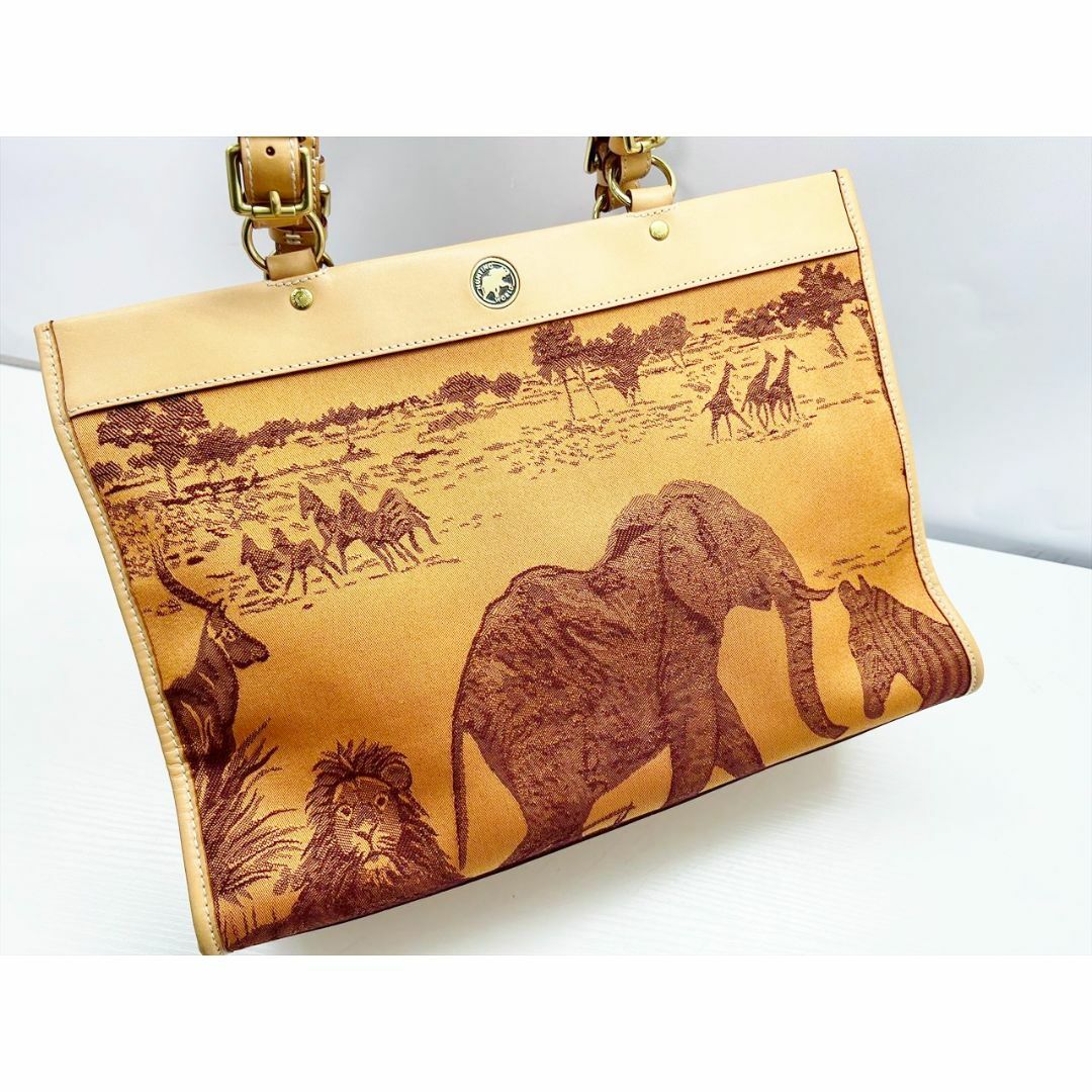 HUNTING WORLD(ハンティングワールド)の美品　ハンティングワールド　サバンナ　アニマルモチーフ　トートバッグ　ヌメ革 レディースのバッグ(トートバッグ)の商品写真