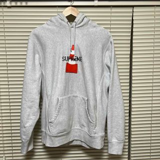 シュプリーム(Supreme)のsupreme コーンパーカー(パーカー)