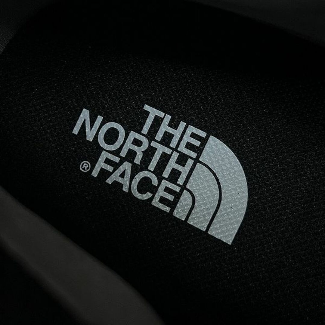 THE NORTH FACE(ザノースフェイス)の新品 ノースフェイス 23AW NF02323 軽量防水 シューズ 27.0 ③ メンズの靴/シューズ(スニーカー)の商品写真