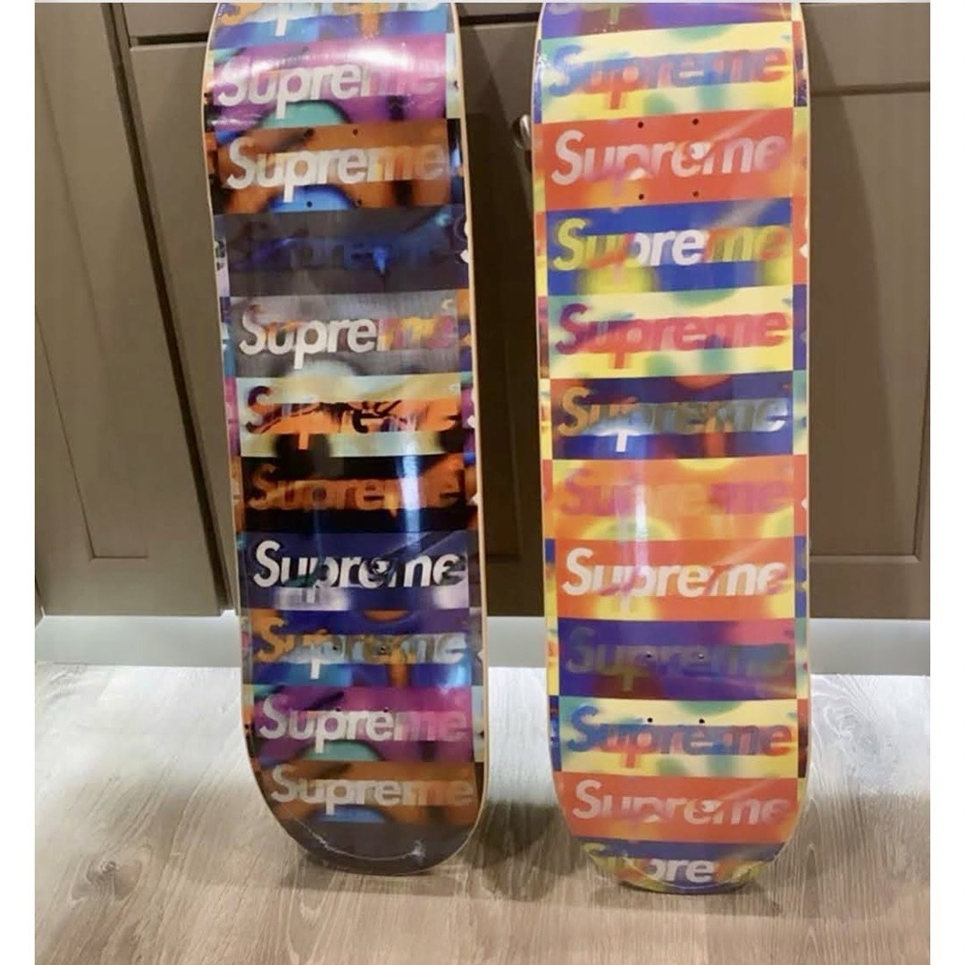 Supreme(シュプリーム)のSupreme Distorted Logo Skateboard スポーツ/アウトドアのスポーツ/アウトドア その他(スケートボード)の商品写真