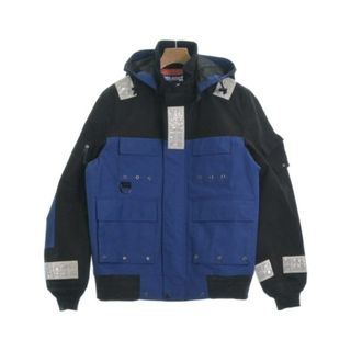 ジュンヤワタナベマン(JUNYA WATANABE MAN)のJUNYA WATANABE MAN マウンテンパーカー M 青x黒 【古着】【中古】(マウンテンパーカー)