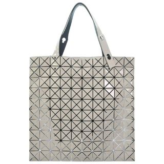 バオバオイッセイミヤケ(BaoBaoIsseyMiyake)のBAO BAO ISSEY MIYAKE トートバッグ - 白 【古着】【中古】(トートバッグ)