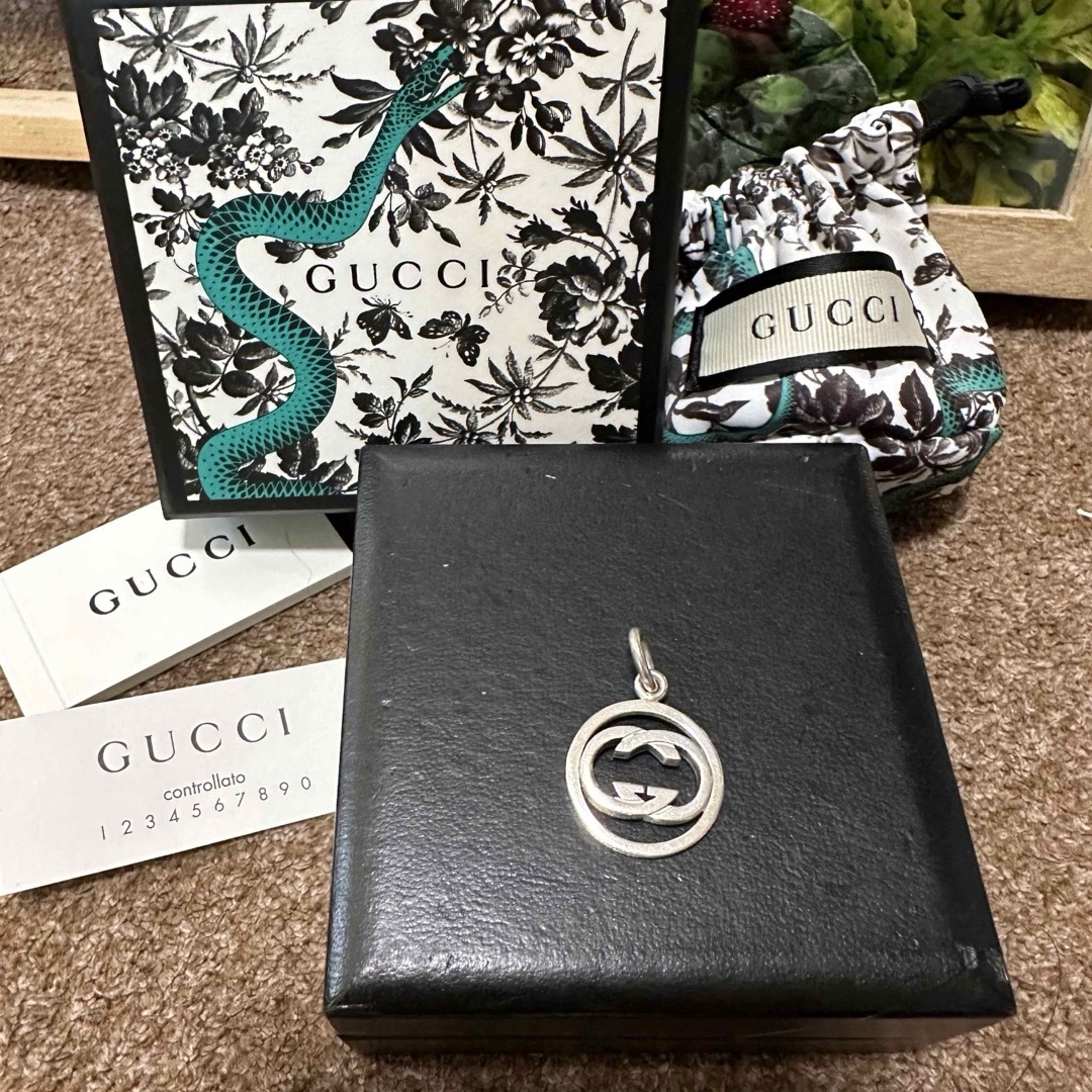 Gucci(グッチ)のGUCCI ペンダント シルバー レディースのアクセサリー(ネックレス)の商品写真