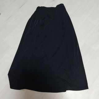 ジーユー(GU)の新品　GU　ロングスカート(ロングスカート)