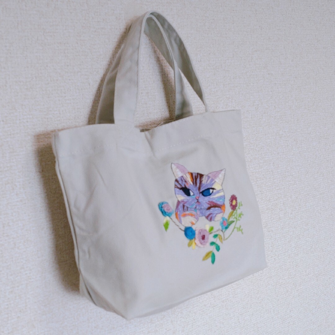 猫とお花のミニトートバッグ ハンドメイドのファッション小物(バッグ)の商品写真