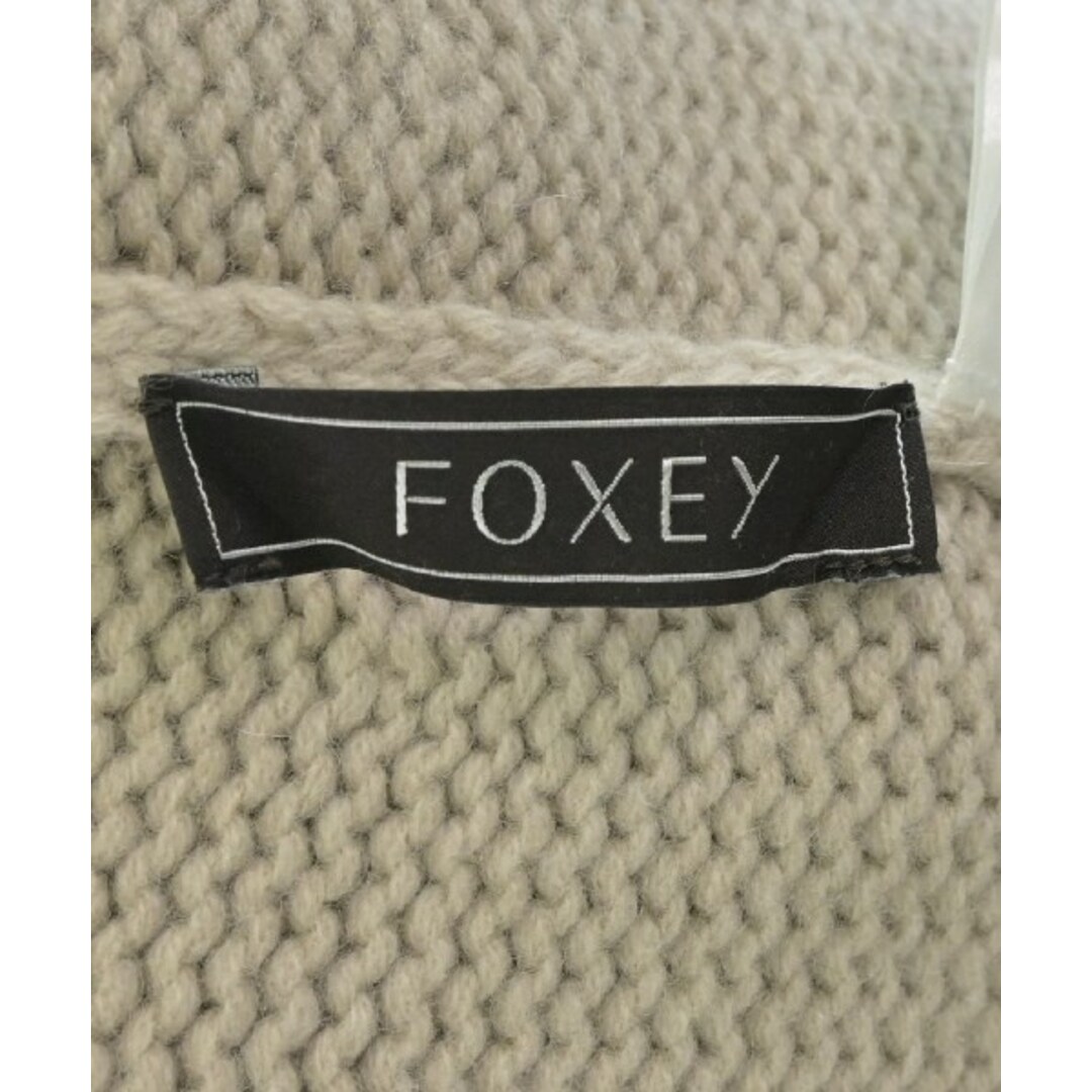 FOXEY(フォクシー)のFOXEY フォクシー ベスト/ノースリーブ F ベージュ 【古着】【中古】 レディースのトップス(ベスト/ジレ)の商品写真