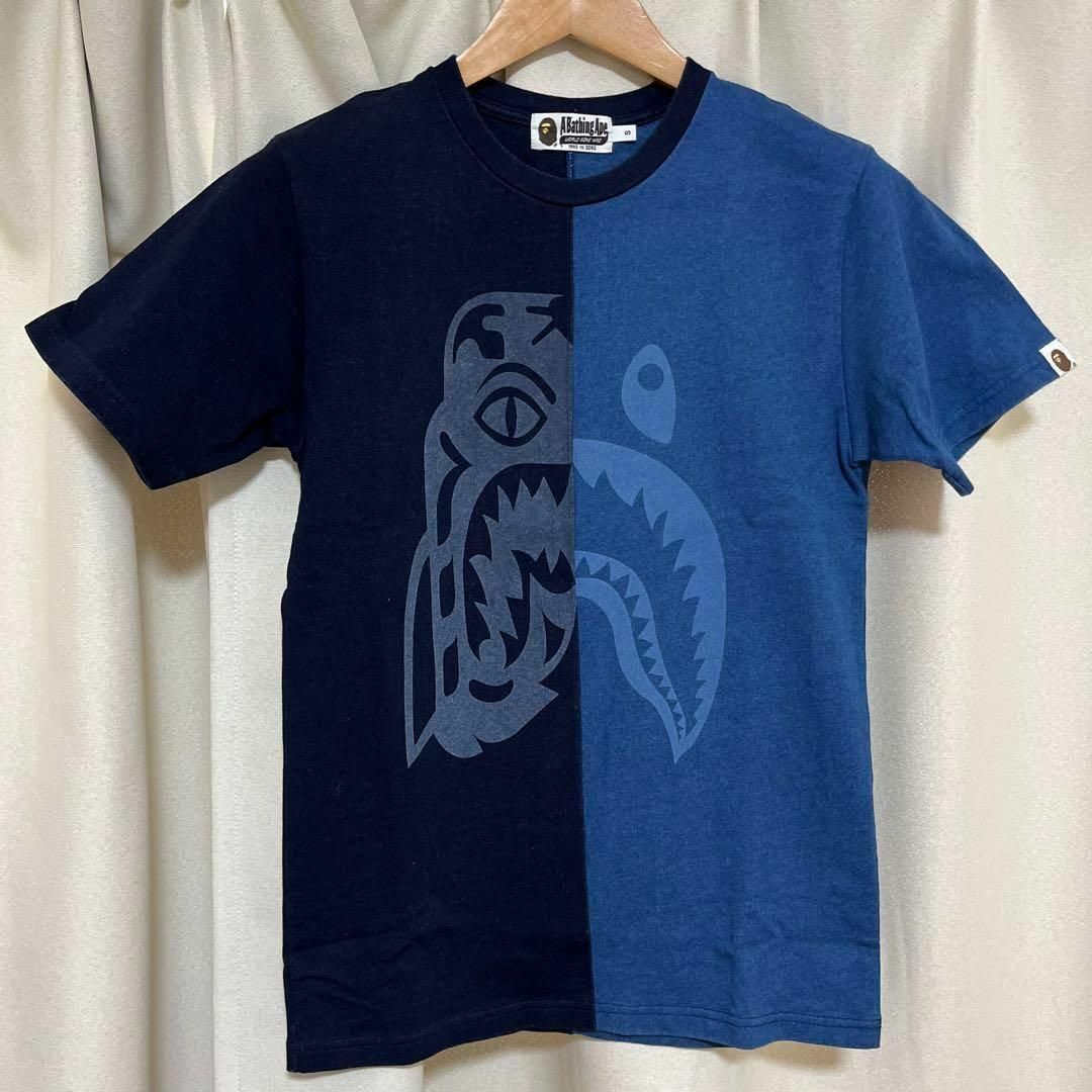 A BATHING APE(アベイシングエイプ)のA BATHING APE エイプ　半袖　Tシャツ　インディゴブルー　S メンズのトップス(Tシャツ/カットソー(半袖/袖なし))の商品写真