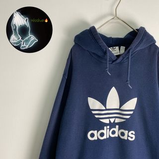 アディダス(adidas)の【アディダス　パーカー　プリントデザイン　シンプル　ネイビー　古着】(パーカー)