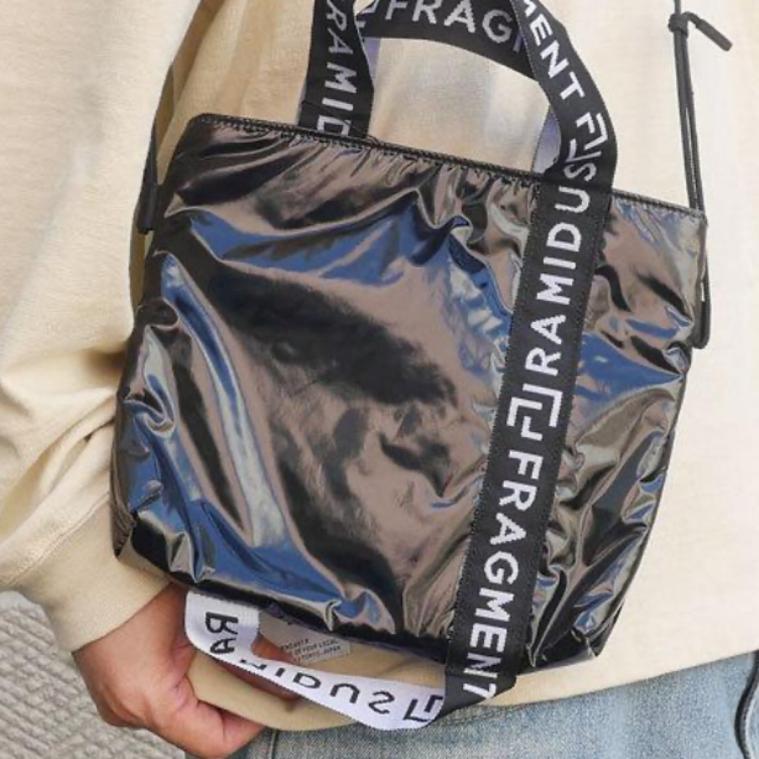 FRAGMENT(フラグメント)の RAMIDUS TOKYO TOTE BAG M MIRAGE フラグメント メンズのバッグ(ボディーバッグ)の商品写真