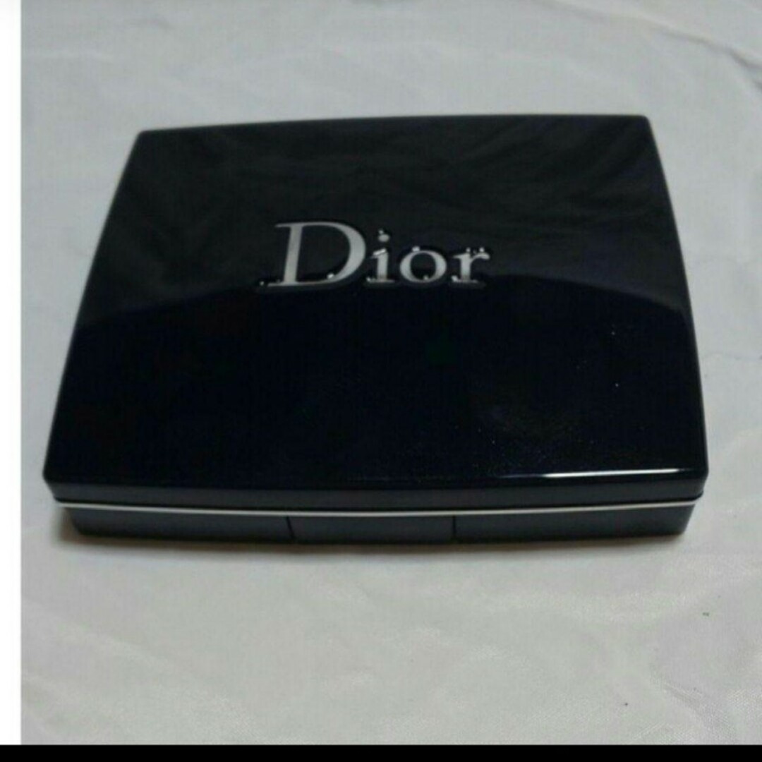 Dior(ディオール)のディオール サンク クルール  アイシャドウ コスメ/美容のベースメイク/化粧品(アイシャドウ)の商品写真