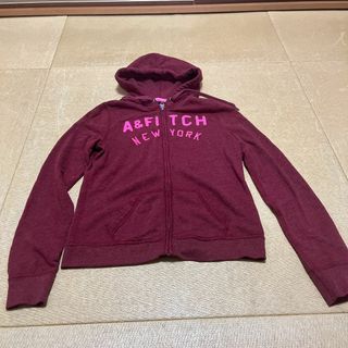 アバクロンビーアンドフィッチ(Abercrombie&Fitch)のアバクロ　フロントジップパーカー　レディースM(パーカー)