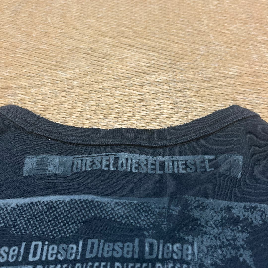 DIESEL(ディーゼル)のDIESEL カットソー ダメージロングTシャツ　プリント 黒 サイズS メンズのトップス(Tシャツ/カットソー(七分/長袖))の商品写真