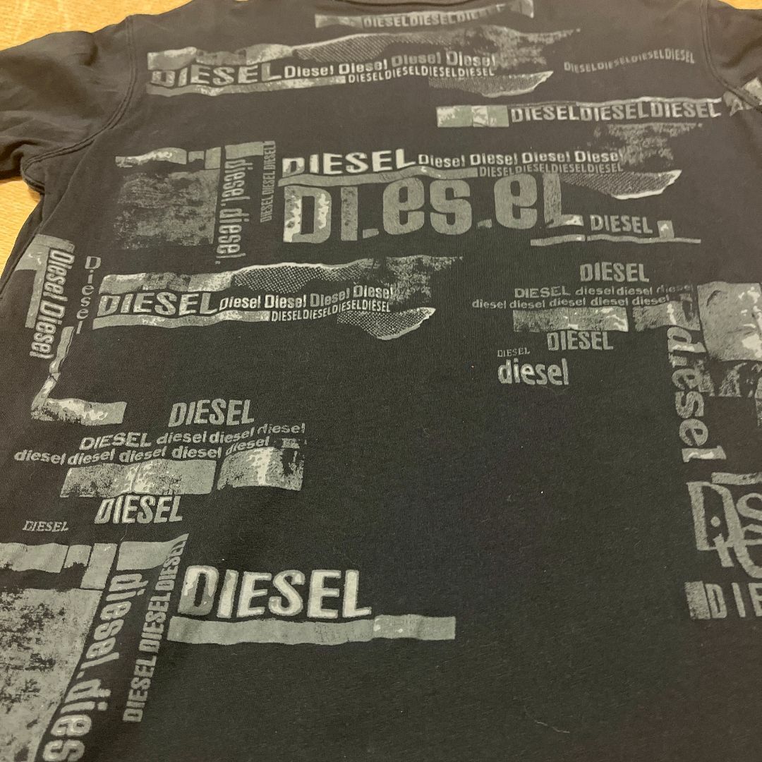 DIESEL(ディーゼル)のDIESEL カットソー ダメージロングTシャツ　プリント 黒 サイズS メンズのトップス(Tシャツ/カットソー(七分/長袖))の商品写真