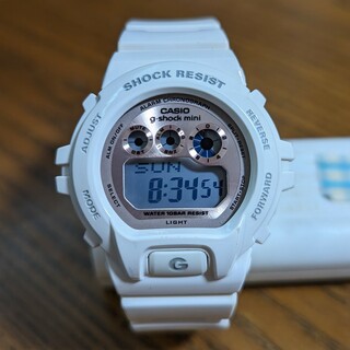 ジーショック(G-SHOCK)のCASIO G-SHOCK mini ホワイト GMN-691-7BJF(腕時計(デジタル))