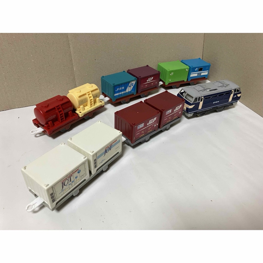 Takara Tomy(タカラトミー)の【プラレール】EF66電気機関車 54号機 コンテナ車5両セット エンタメ/ホビーのおもちゃ/ぬいぐるみ(鉄道模型)の商品写真