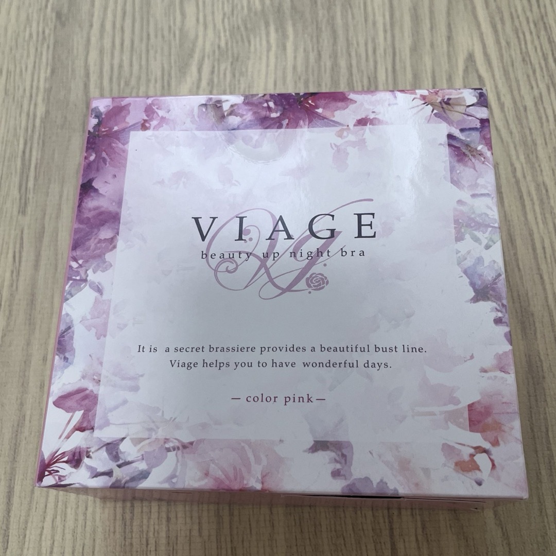 VIAGE(ヴィアージュ)のViage ウィアージュビューティアップナイトブラ レディースの下着/アンダーウェア(ブラ)の商品写真