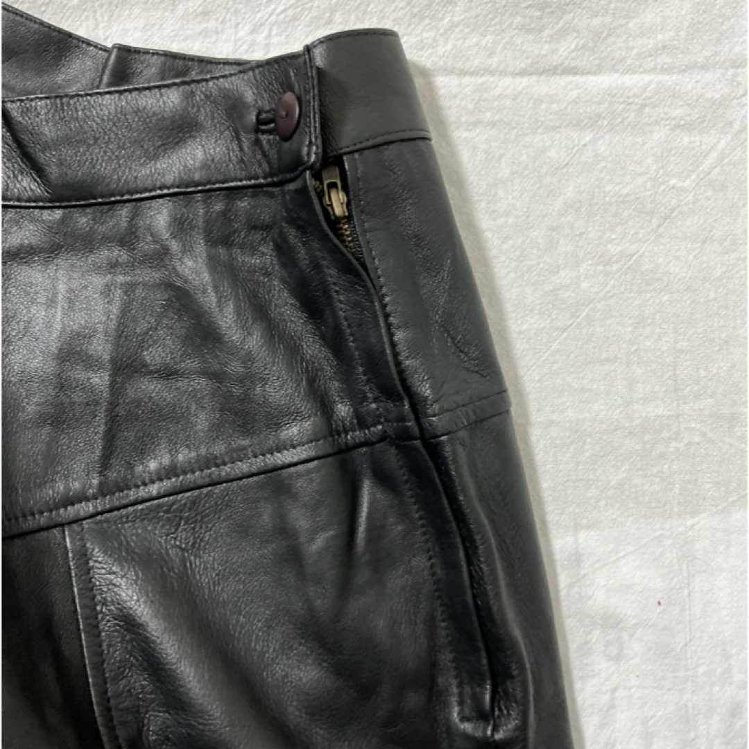 レザー 本革 スカート 黒 36サイズ レディース 膝丈 90s レディースのスカート(ひざ丈スカート)の商品写真