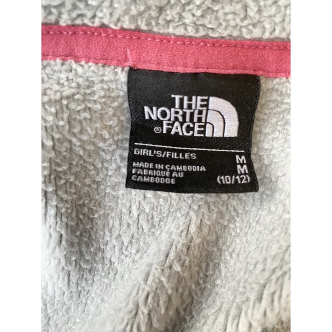 THE NORTH FACE(ザノースフェイス)のノースフェイス　パーカー　アウター　ジャケット　150 ピンク キッズ/ベビー/マタニティのキッズ服女の子用(90cm~)(ジャケット/上着)の商品写真