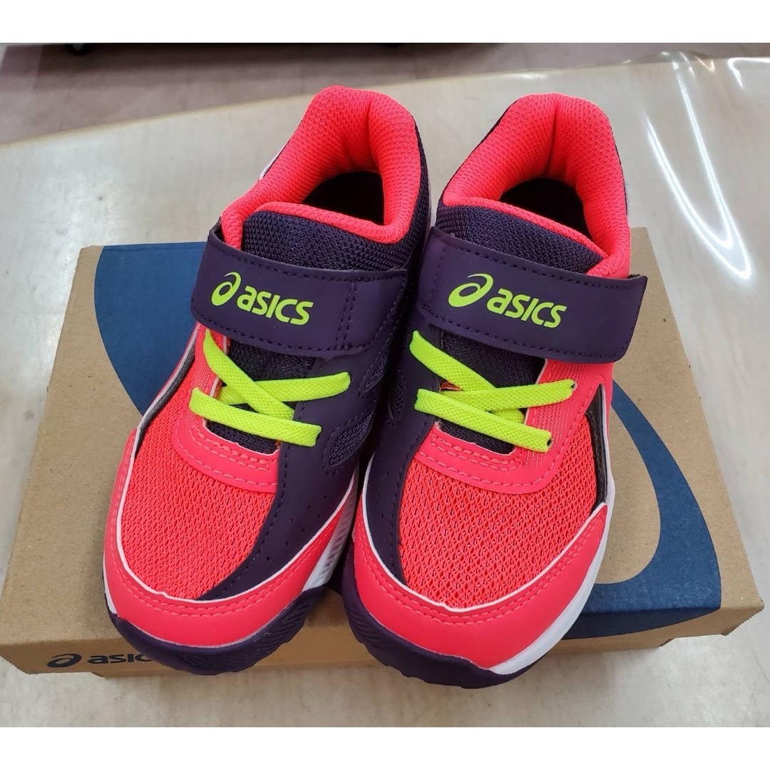 LAZERBEAM（ASICS）(レーザービーム)のアシックス レーザービーム1154A158 19.0cm ジュニア ランニング キッズ/ベビー/マタニティのキッズ靴/シューズ(15cm~)(スニーカー)の商品写真